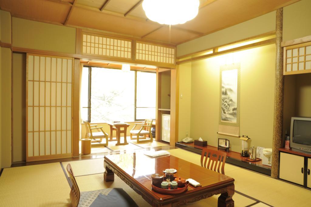 Takizawakan Hotel Maebashi Exterior foto